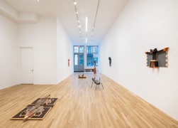 Installation view, Split Level, Derek Elller · 2025 (2)