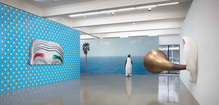 Installation view, John Baldessari: Sculptures, Sprüth Magers, Los Angeles, Los Angeles, 2026