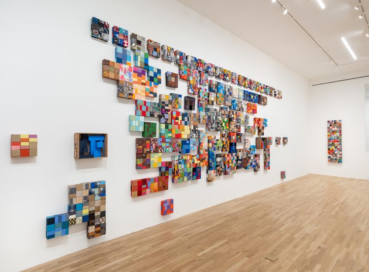 Installation view, Bus Stop, Derek Elller · 2025 (4)