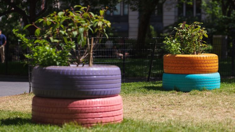 Installation view, Alfarero del Barrio (Village Potter), R and Company · 2026 (3)