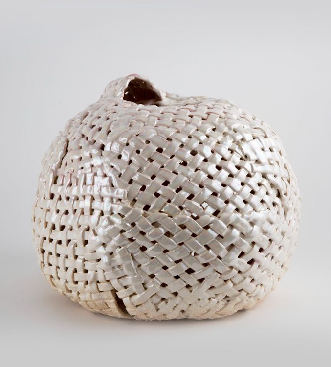 Anina Major, The Pearl, 2021. Courtesy the artist. Photo: Andrew White