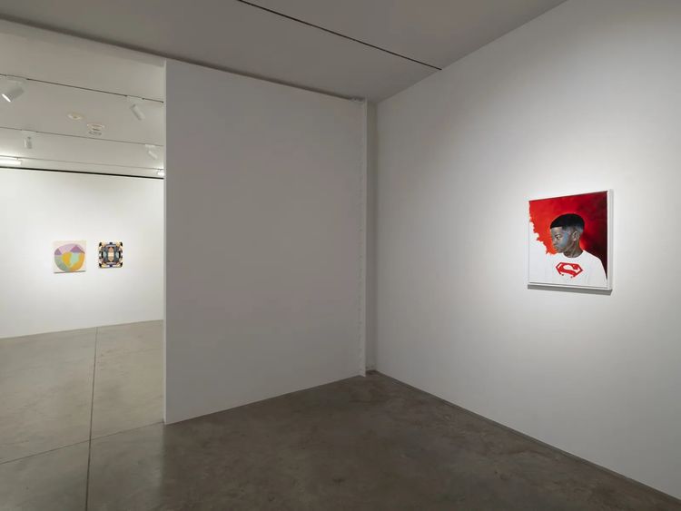 Installation view, Held Space, albertz benda · 2026 (3)