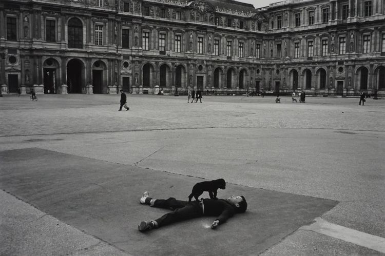 Robert Doisneau, Cour Carrée du Louvre, 1969