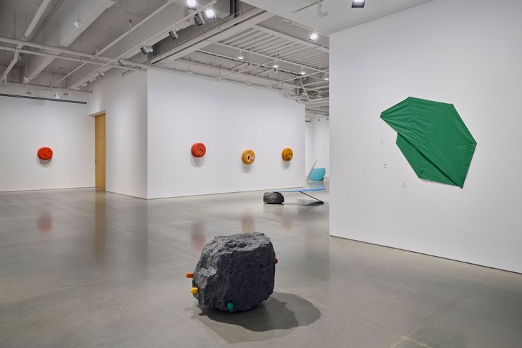 Installation view, Your cost-benefit calculations, kurimanzutto · 2026 (5)
