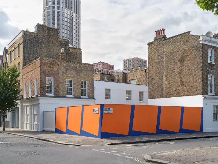 Installation view, Carmen Herrera at Lisson Gallery, Lisson Gallery
