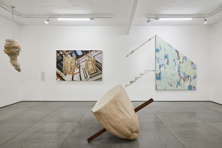 Installation view, The Forms of Time, Nara Roesler · 2026 (9)