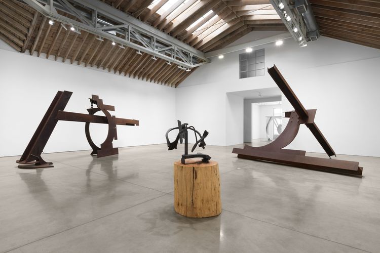Installation view, Avanti!, Paula Cooper, 534 W 21st Street · 2026 (1)