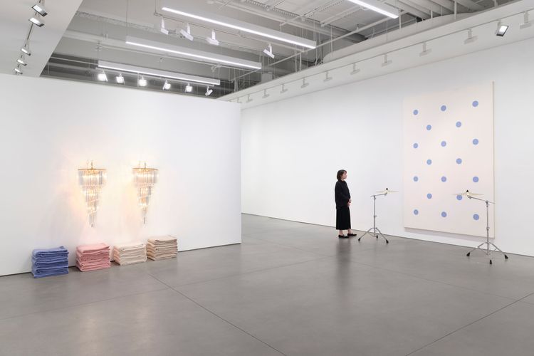 Installation view, Ripple: Furniture Sculpture and Painting after 1982, David Kordansky Gallery, Chelsea · 2026 (7)