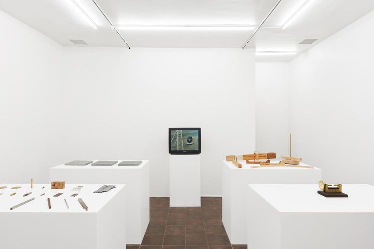 Installation view, Untitled Seizure (EVERY DAY IS THE SAME), Timeshare · 2025 (1)