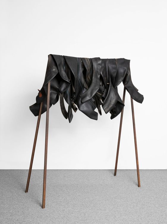 Installation view, I See You You See Me, Hauser & Wirth · 2026 (17)