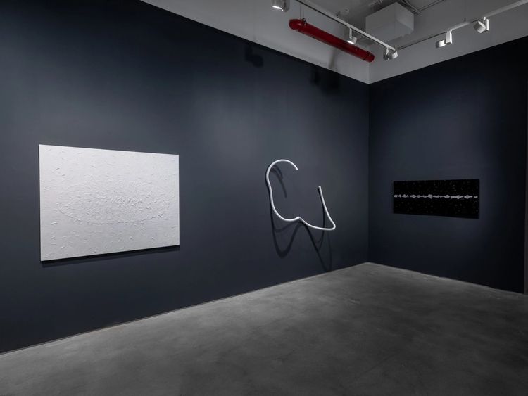 Installation view, Tomie Ohtake: The Ultimate Works, Nara Roesler