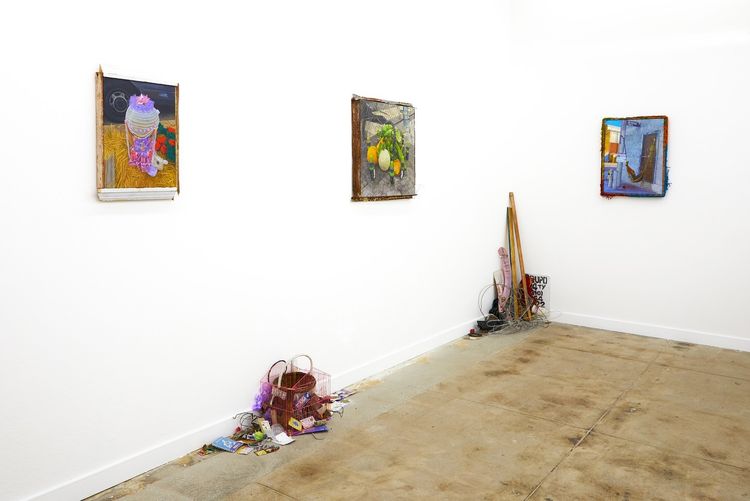 Installation view, Pura Basura, John Doe Gallery · 2025 (1)
