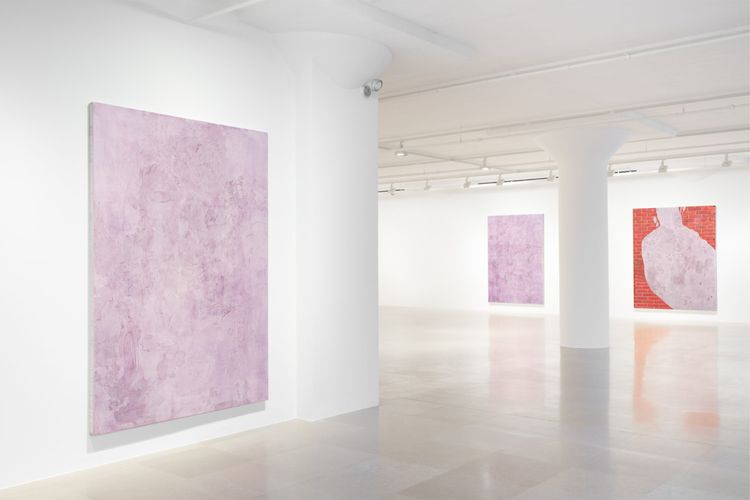 Installation view, Schweine Steine Scherben, Greene Naftali · 2025 (7)