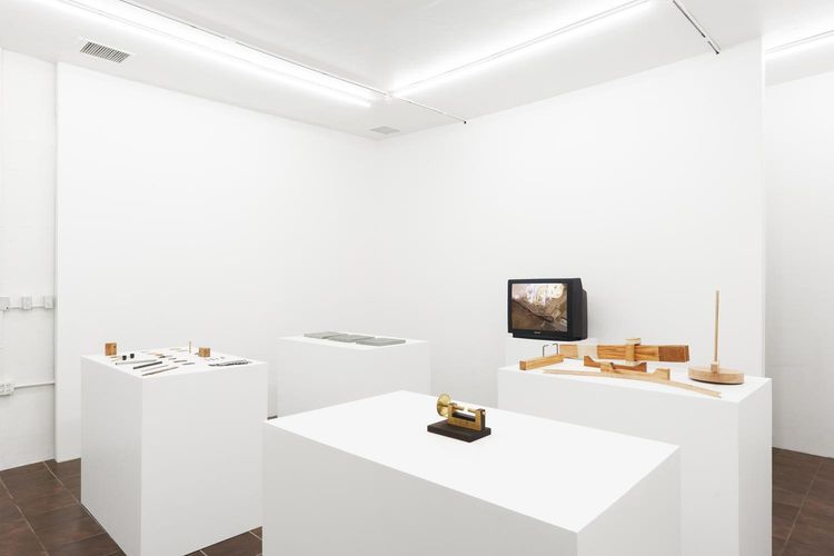 Installation view, Untitled Seizure (EVERY DAY IS THE SAME), Timeshare · 2025 (3)
