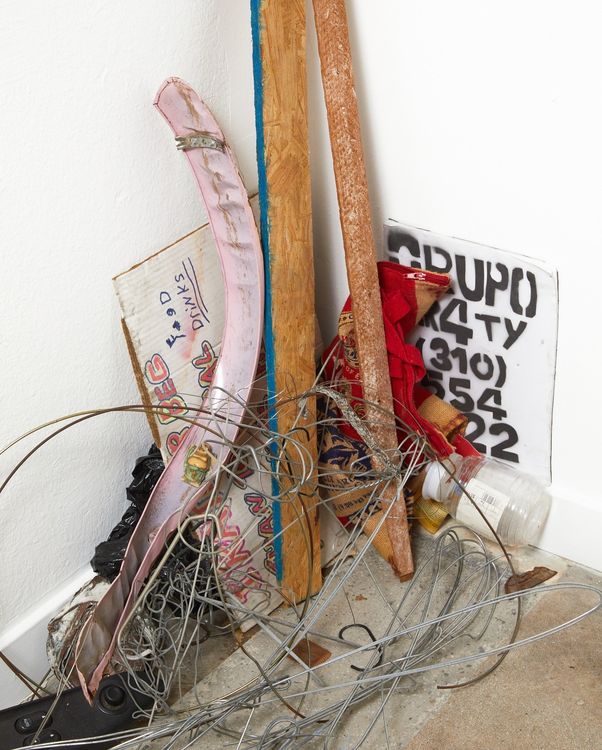Installation view, Pura Basura, John Doe Gallery · 2025 (7)