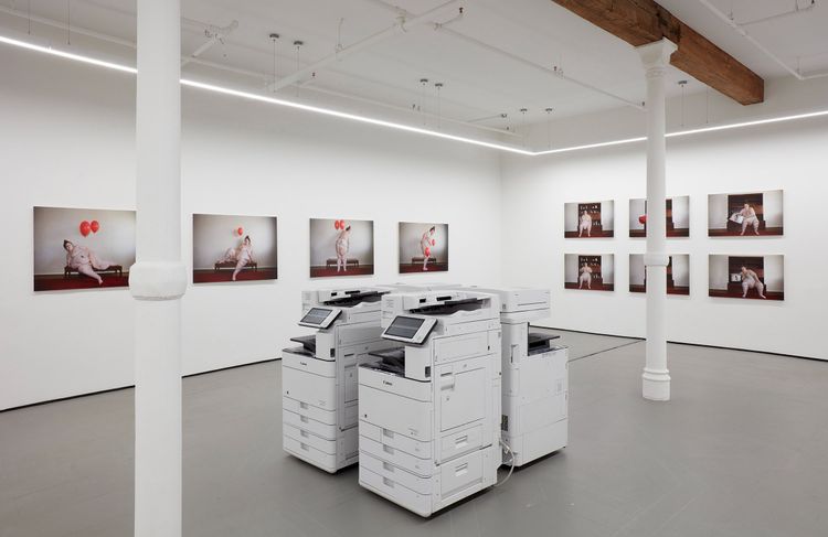 Installation view, Touchdown by venus, Gratin · 2025 (2)