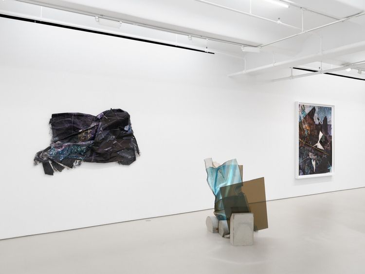 Installation view, mis-/mé- (squeeze), Jack Shainman Gallery, Chelsea · 2025 (12)