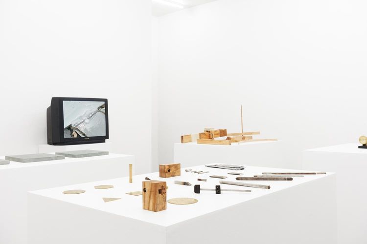 Installation view, Untitled Seizure (EVERY DAY IS THE SAME), Timeshare · 2025 (4)