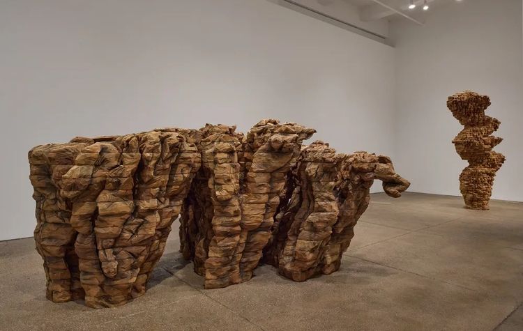 Installation view, Ursula von Rydingsvard, Galerie Lelong · 2026 (3)