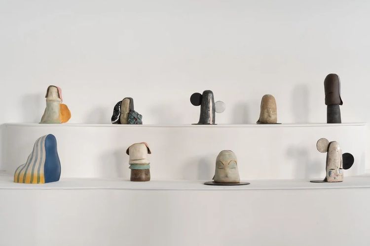 Installation view, Mirror and Messenger, Carvalho, 112 Waterbury · 2025 (2)