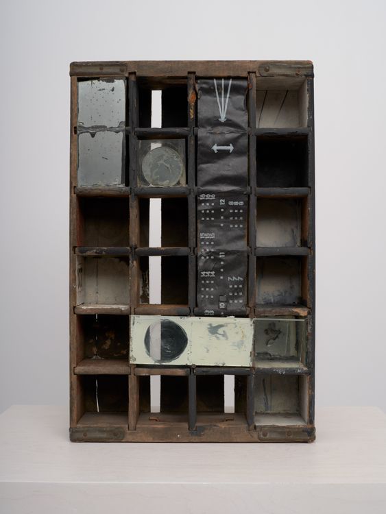 Installation view, Robert Rauschenberg: Early Works from the Cy Twombly Foundation, Gagosian, 980 Madison Ave · 2026 (8)