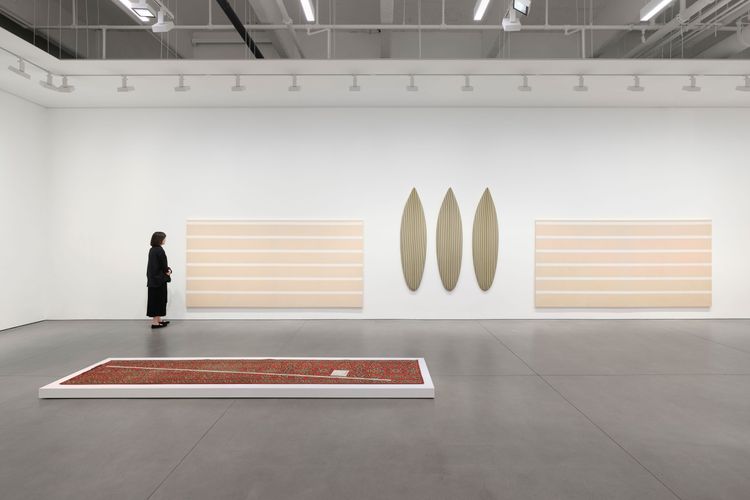 Installation view, Ripple: Furniture Sculpture and Painting after 1982, David Kordansky Gallery, Chelsea · 2026 (19)