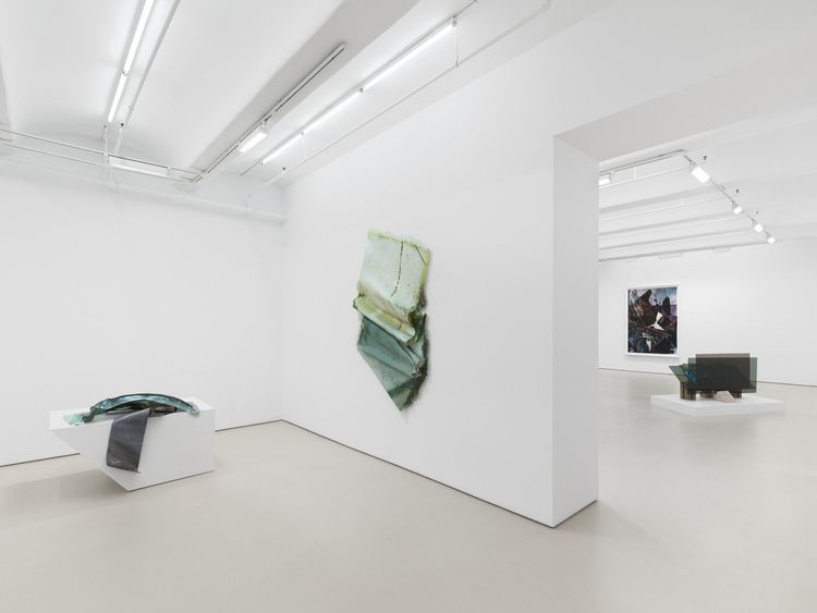 Installation view, mis-/mé- (squeeze), Jack Shainman Gallery, Chelsea · 2025 (5)