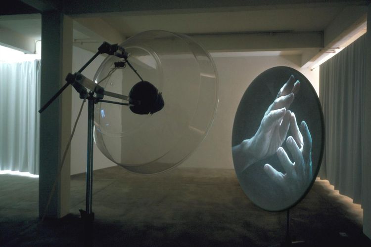 Installation view, Imogen Stidworthy: In a thread of air, Matt’s Gallery