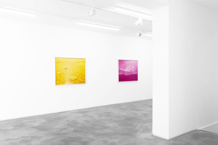 Installation view, The Waves, Huxley-Parlour - Swallow Street · 2025 (5)