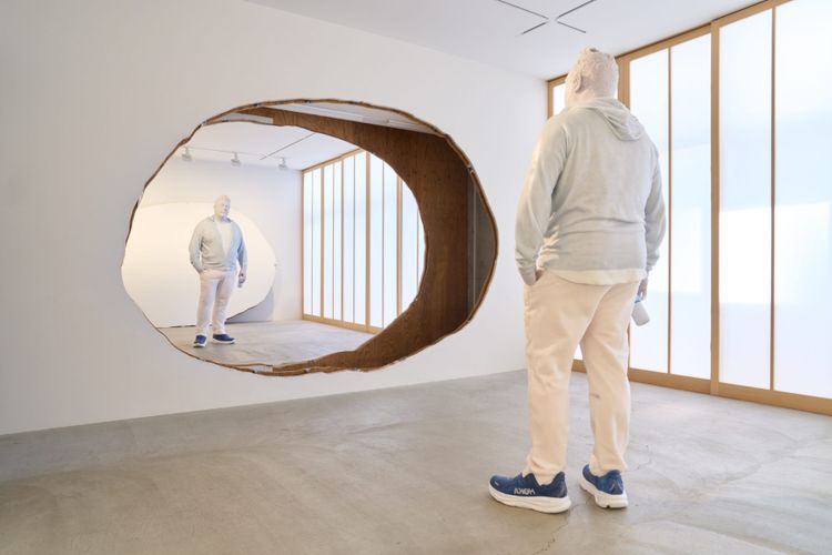 Installation view, Urs Fischer: Spot the Difference, Fergus McCaffrey Tokyo · 2026 (1)