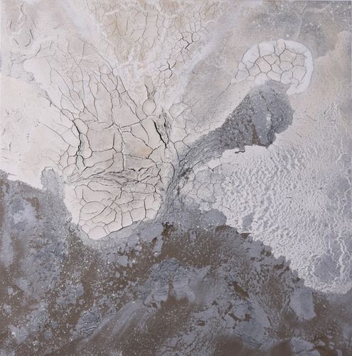 Installation view, Danae Mattes: Of Water, Dust, and Light, Dolby Chadwick Gallery · 2025 (7)