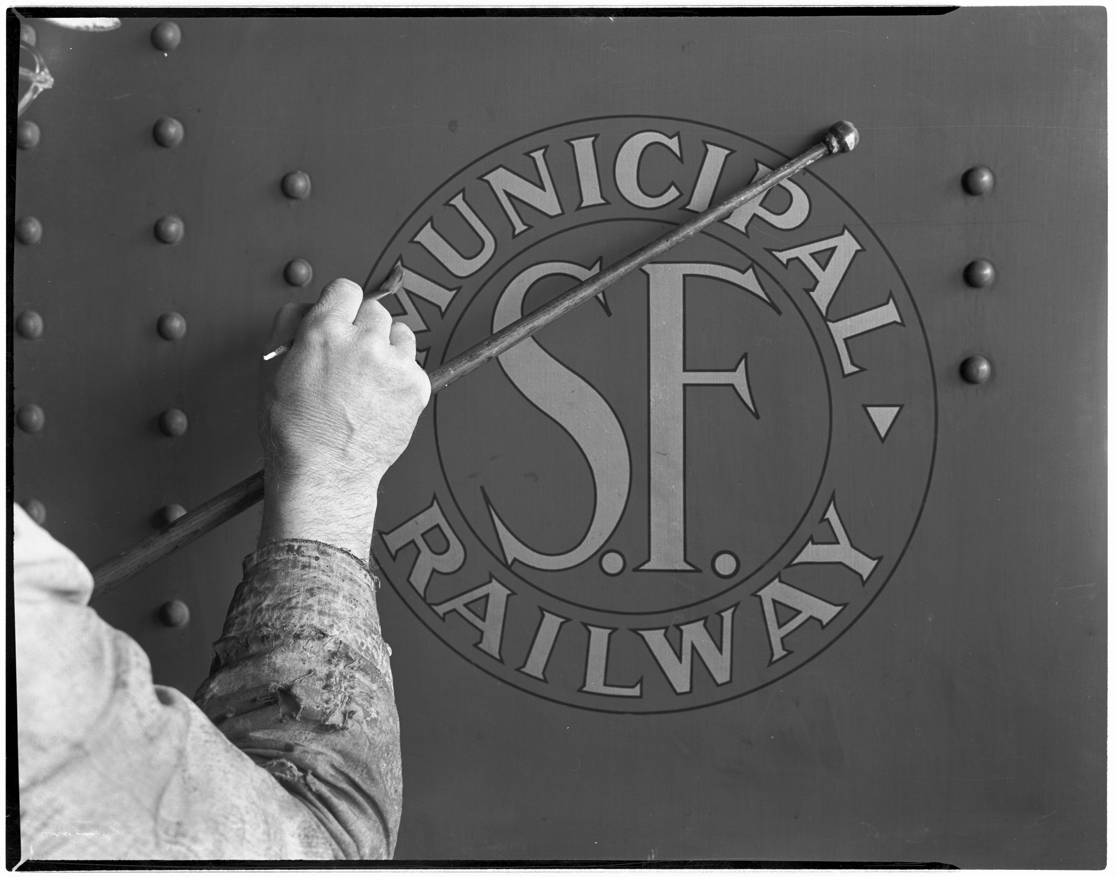 Moving San Francisco: Views from the SFMTA Photo Archive 1903 - Now